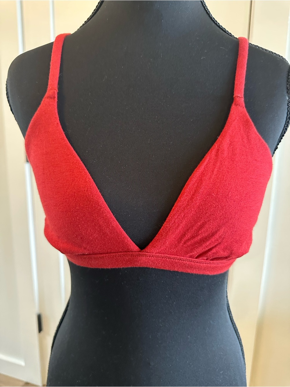 Women’s Skims Size Small Bralette